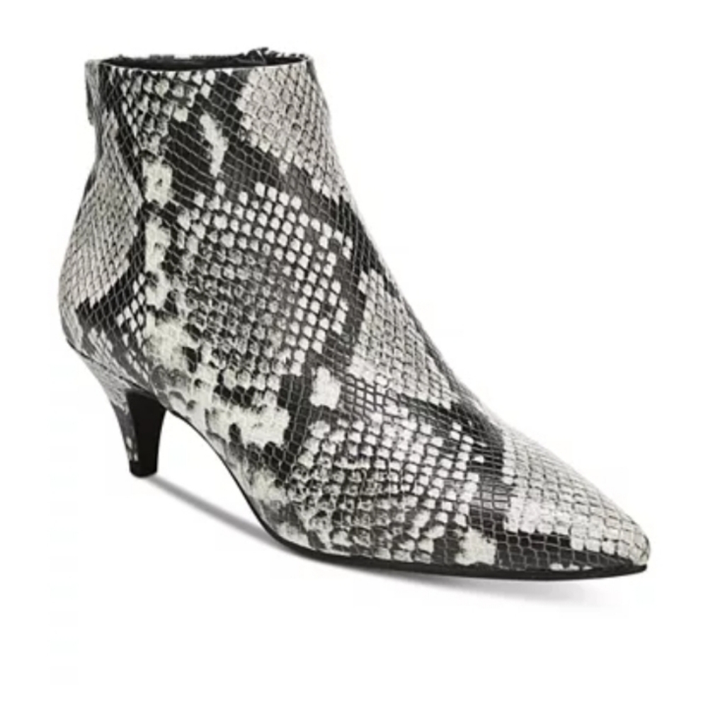 Circus by Sam Edelman
Kirby Booties - Picture 1 of 3